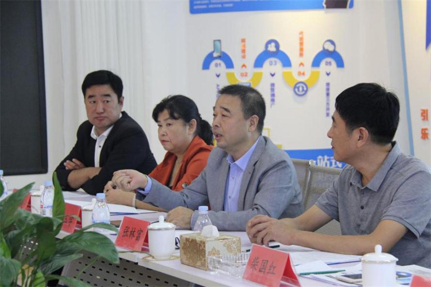 市总工会辅导莅临加拿大pc28预测电商领导.jpg 市总工会辅导莅临加拿大pc28预测电商领导.jpg