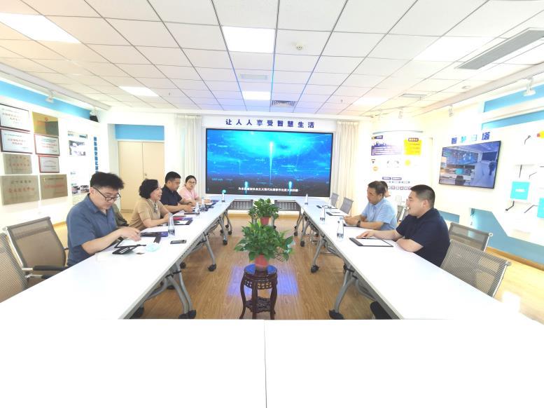 大连市金普新区商务局刘辉荣局长一行莅临加拿大pc28预测集团调查5.jpg 大连市金普新区商务局刘辉荣局长一行莅临加拿大pc28预测集团调查5.jpg